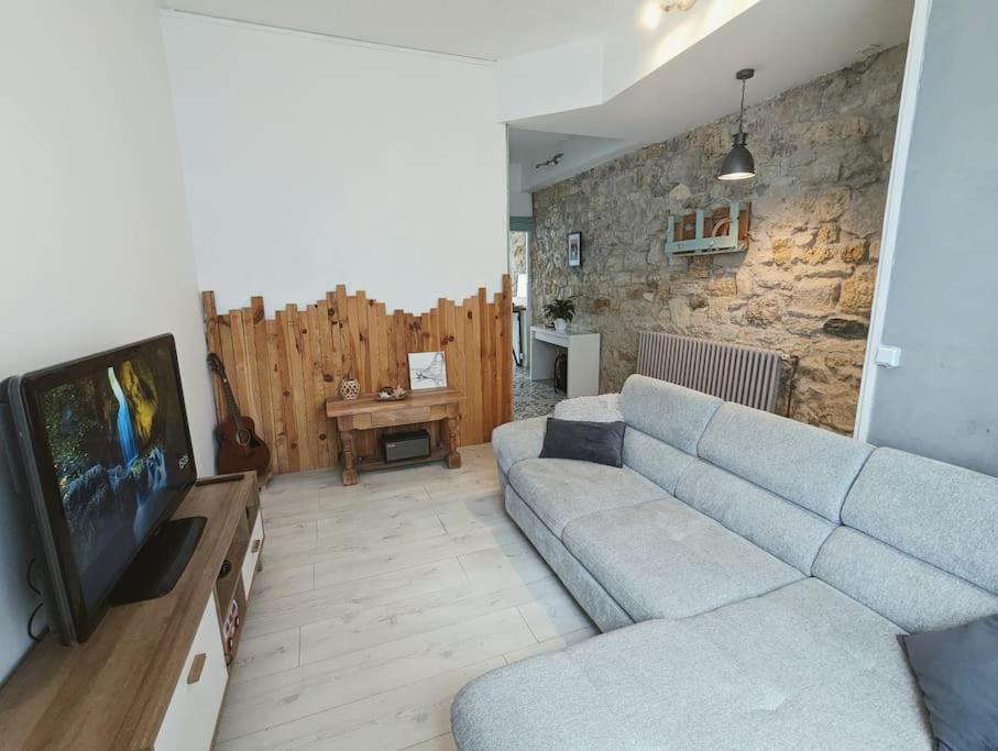 A 5Mn De La Reserve Africaine, Charmante Maison De Village Avec Patio Sigean Kültér fotó